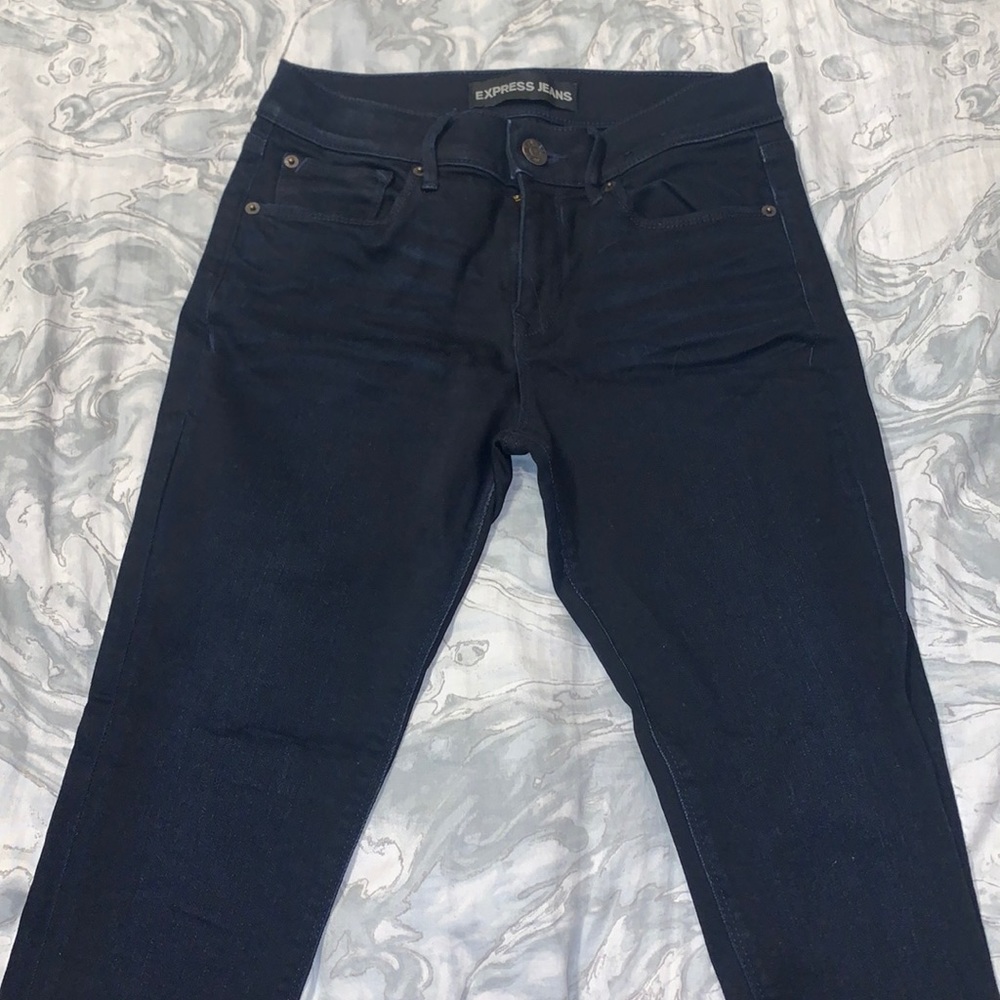 Express mid rise legging jeans. Size 4.
